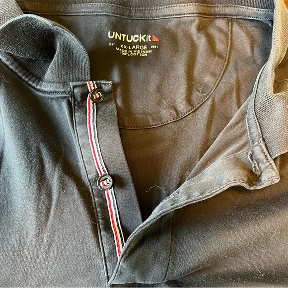 UNTUCKit men’s 100% cotton black polo. Size XXL. - Picture 3 of 7